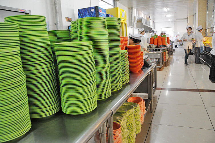 准备好的餐具