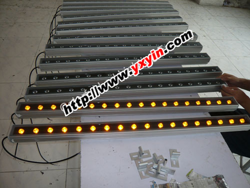 LED大功率洗墙灯-18W黄光