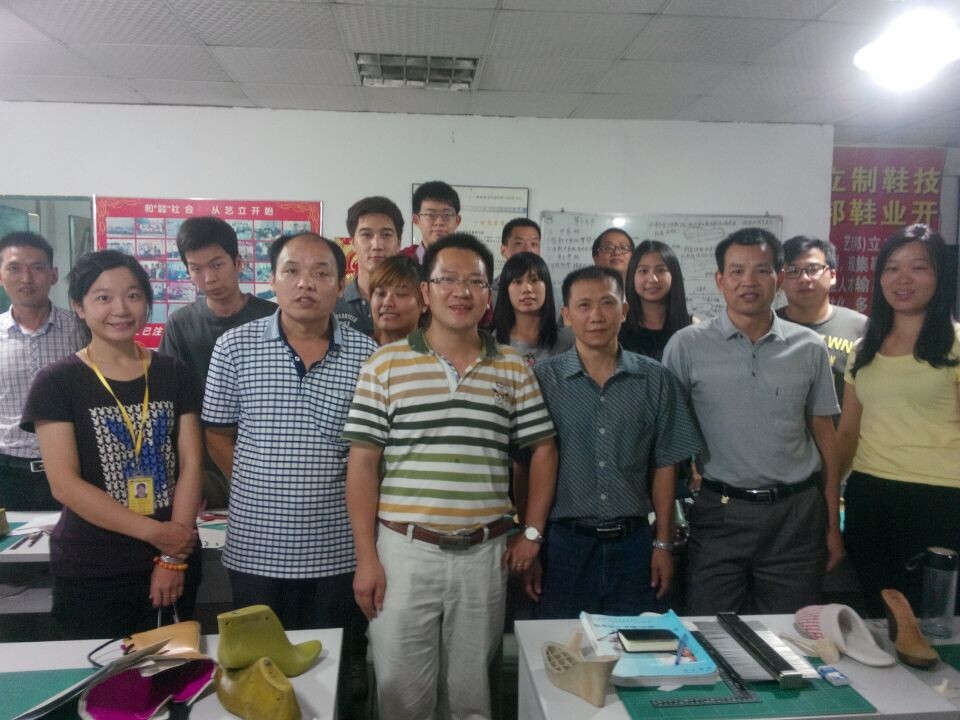 台湾部分学员在校学习