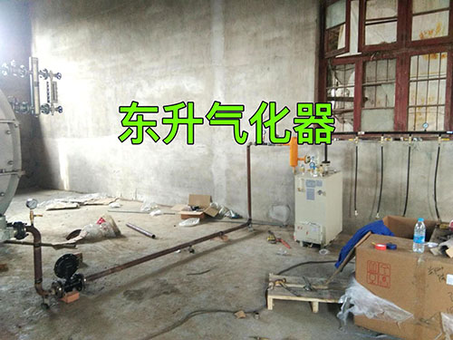 液化气气化器吊管装载的控制方式？