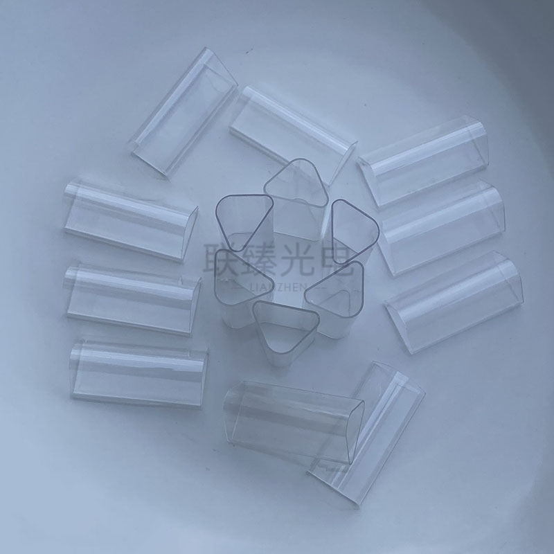 三角双仓油杯管