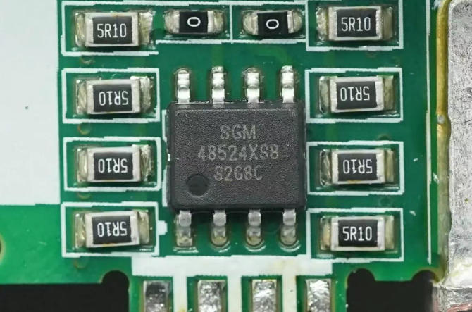 MOS管栅极