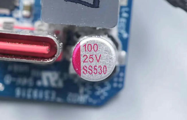 电动工具贴片固态电容 电动工具贴片固态电容