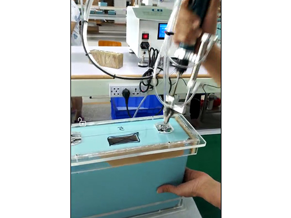 手持螺丝机使用现场3
