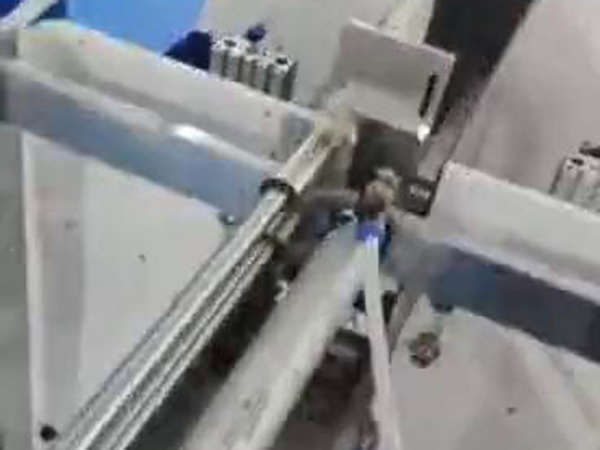 半自动封盒机