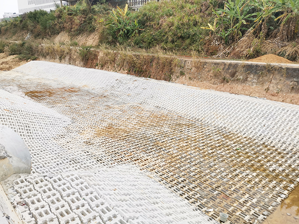 东莞铰链矩阵生态护坡...
