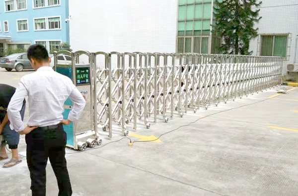 东莞市卓尔达模具有限公司