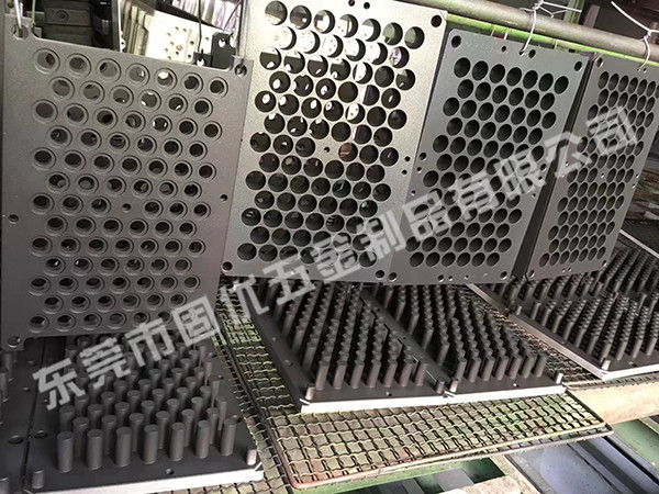 模具喷黑色铁氟龙,耐磨,抗粘,易脱模