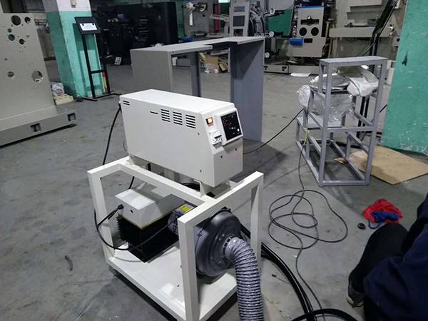 移动式电晕机加工