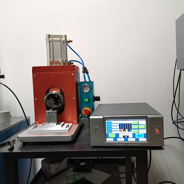 超声波焊接机