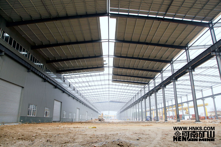 欧式双梁车间二期全面建成投产