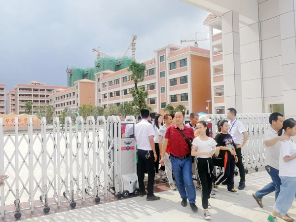 河源市东华实验学校举行校园开放日,亲爱的您,去参加了吗?