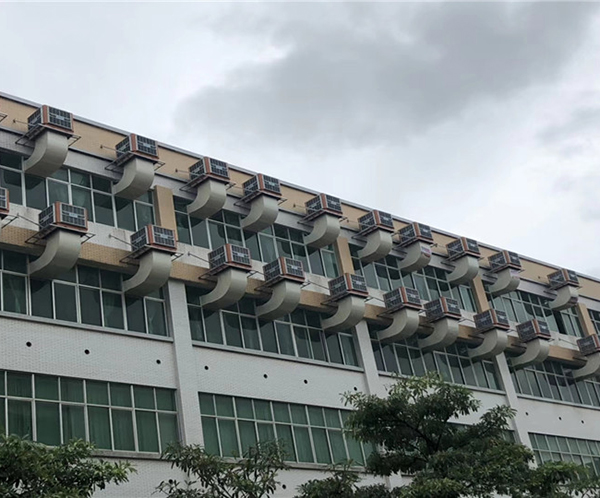 佛山家具厂车间通风降温换气工程案例：扇机组合解决方案