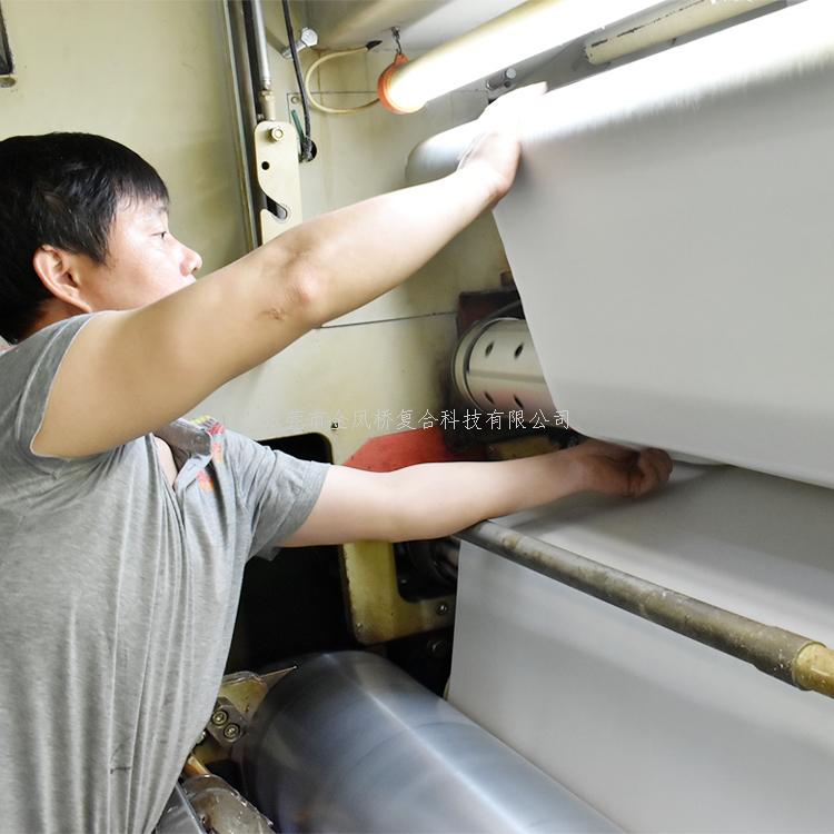 针织布料复合厂家经验解答为什么贴不好?-金凤桥复合