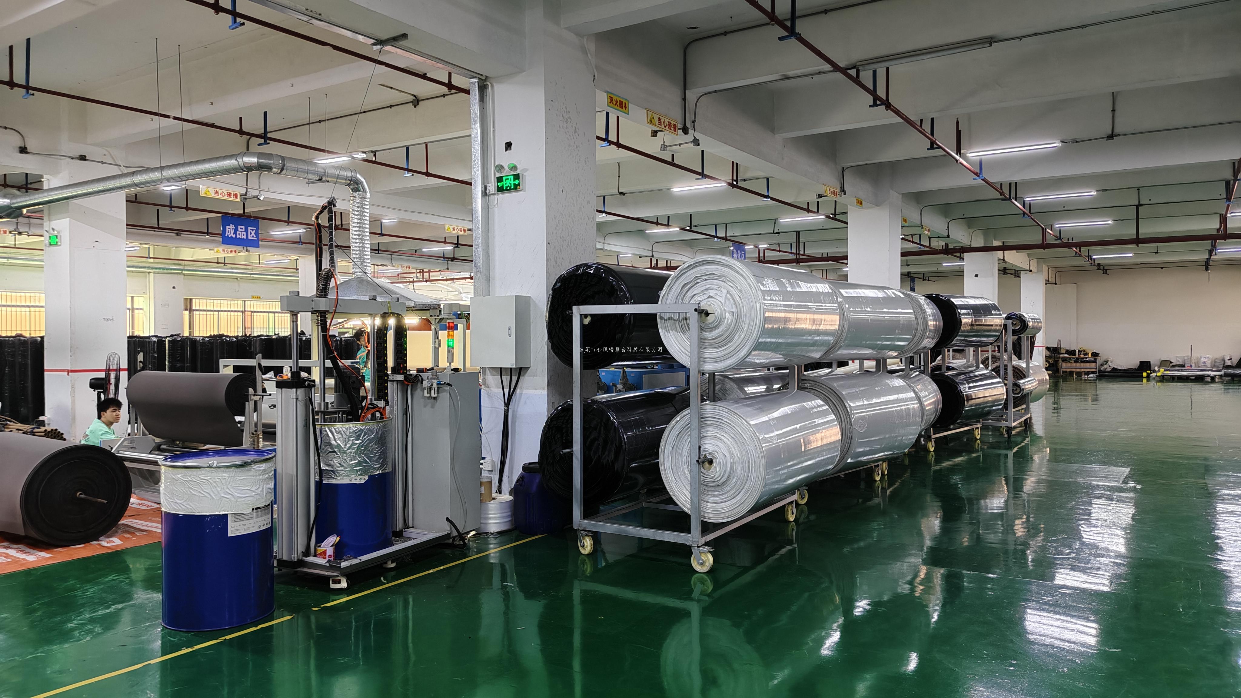 金凤桥做好的汽车顶棚布料复合海绵和上批一样吗？