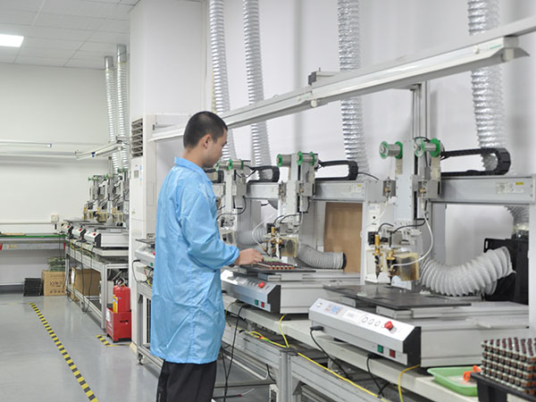 自动焊接生产线