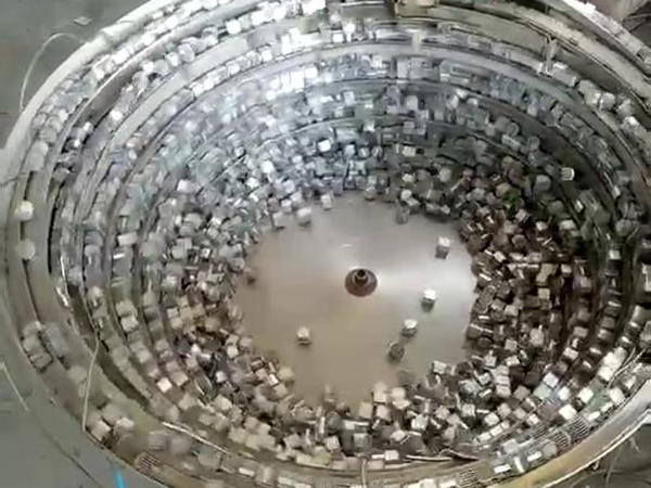 灯泡振动盘