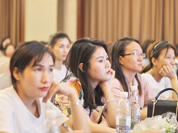 门店学习现场