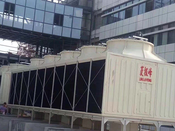 方型冷却塔