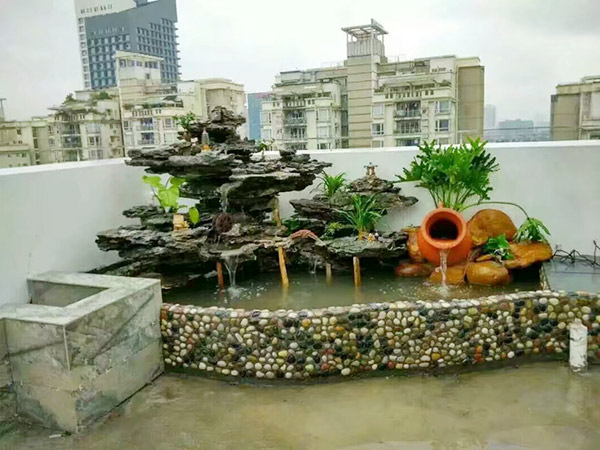 风水假山鱼池