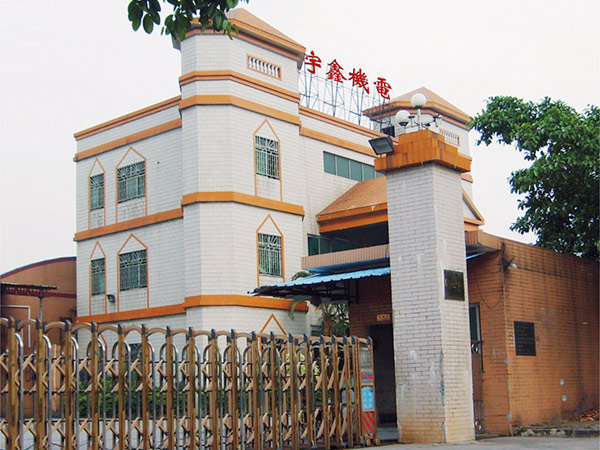 厂房门口